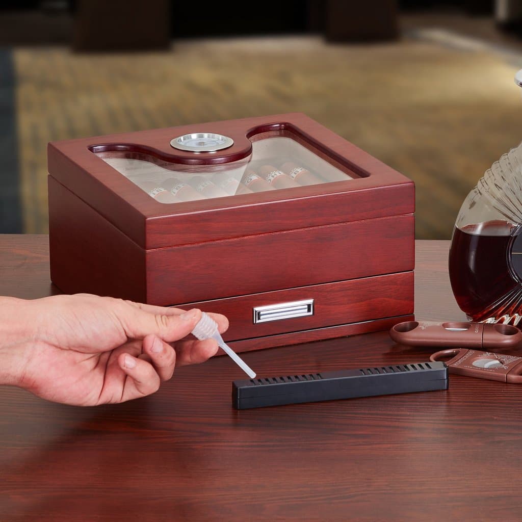 Szivaros humidor higrométerrel és fiókkal